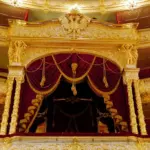 bolshoj-teatr-zakulise-jekskursija-03.webp