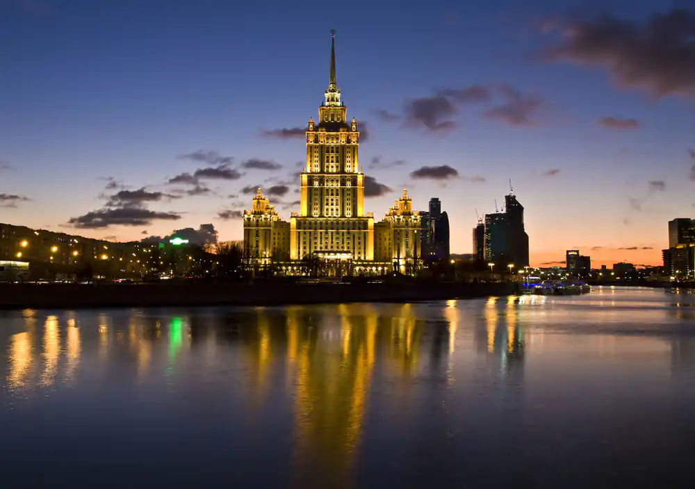 По Москве-реке на яхте флотилии Рэдиссон Ройал