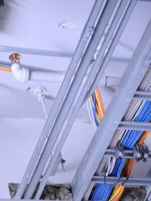 Прокладка новой электропроводки Прокладка новой электропроводки